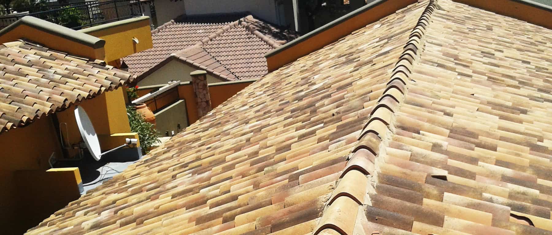 8 Tips for Choosing the Right Roof Repairs Contractors